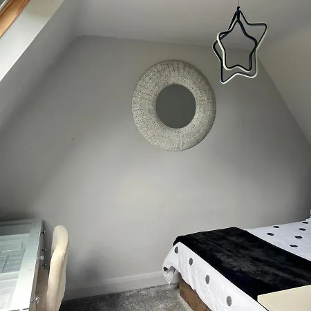 Easter & Summer Retreat In The Garden Of Ireland Newcastle (Wicklow)