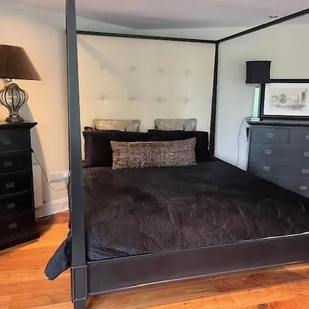 Easter & Summer Retreat In The Garden Of Ireland