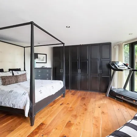 Prázdninový dům Easter & Summer Retreat In The Garden Of Ireland Newcastle (Wicklow)