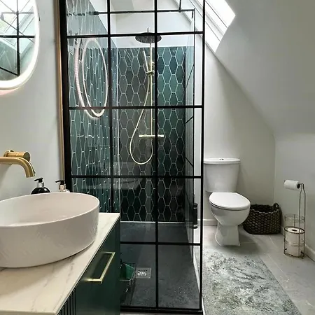 Easter & Summer Retreat In The Garden Of Ireland Newcastle (Wicklow)