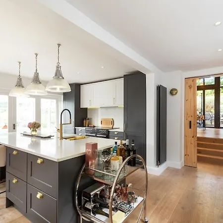 Easter & Summer Retreat In The Garden Of Ireland