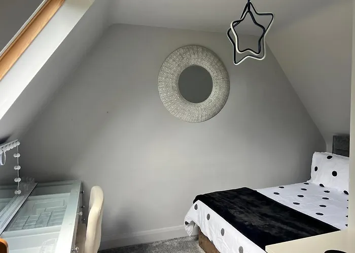 Easter & Summer Retreat In The Garden Of Ireland Newcastle (Wicklow)