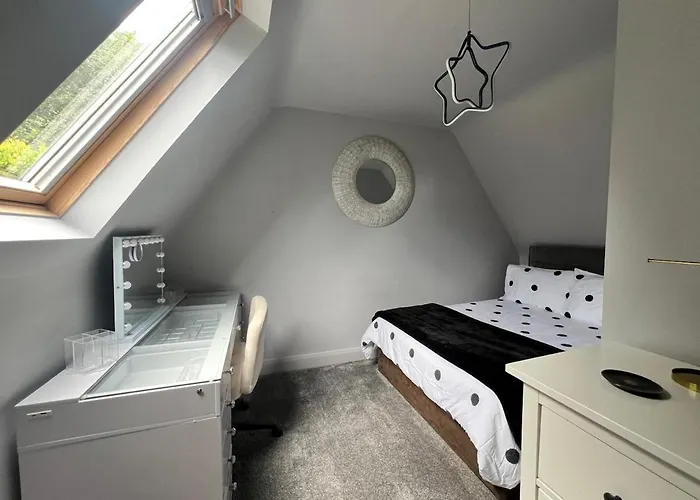 Easter & Summer Retreat In The Garden Of Ireland Newcastle (Wicklow)