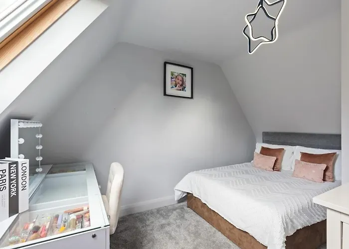 Easter & Summer Retreat In The Garden Of Ireland Newcastle (Wicklow)